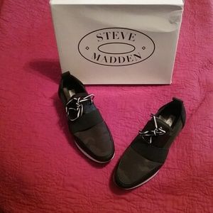Steve Madden Sneakers